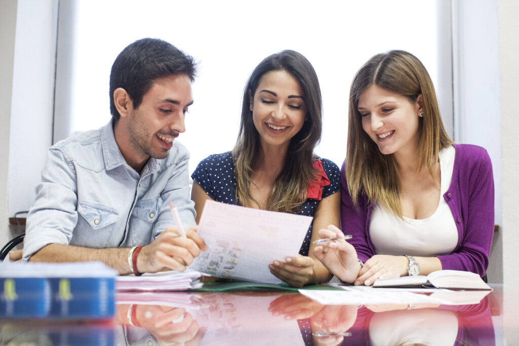 VI Academy, Malaysia's leading language center, helps international students learn English quickly and effectively